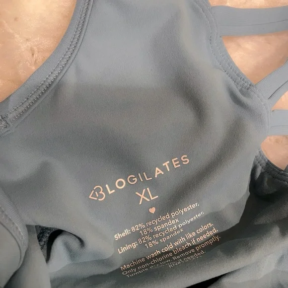 Blogilates Crisscross Sports Bra Teal Blue NWT - Picture 4 of 8